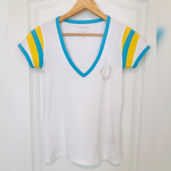 True Religion Vneck T-shirt - Picture 1 of 4